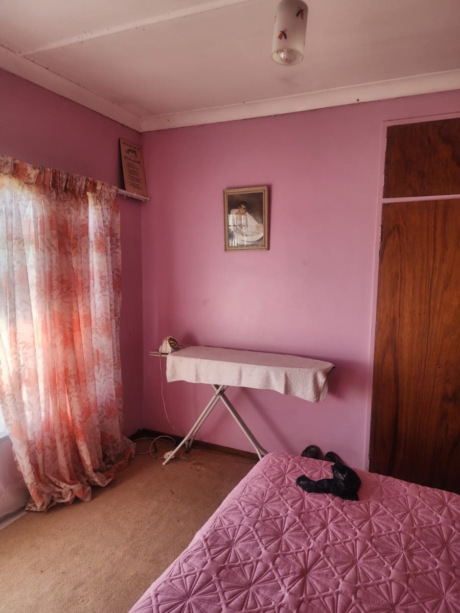 5 Bedroom Property for Sale in Meiringspark North West